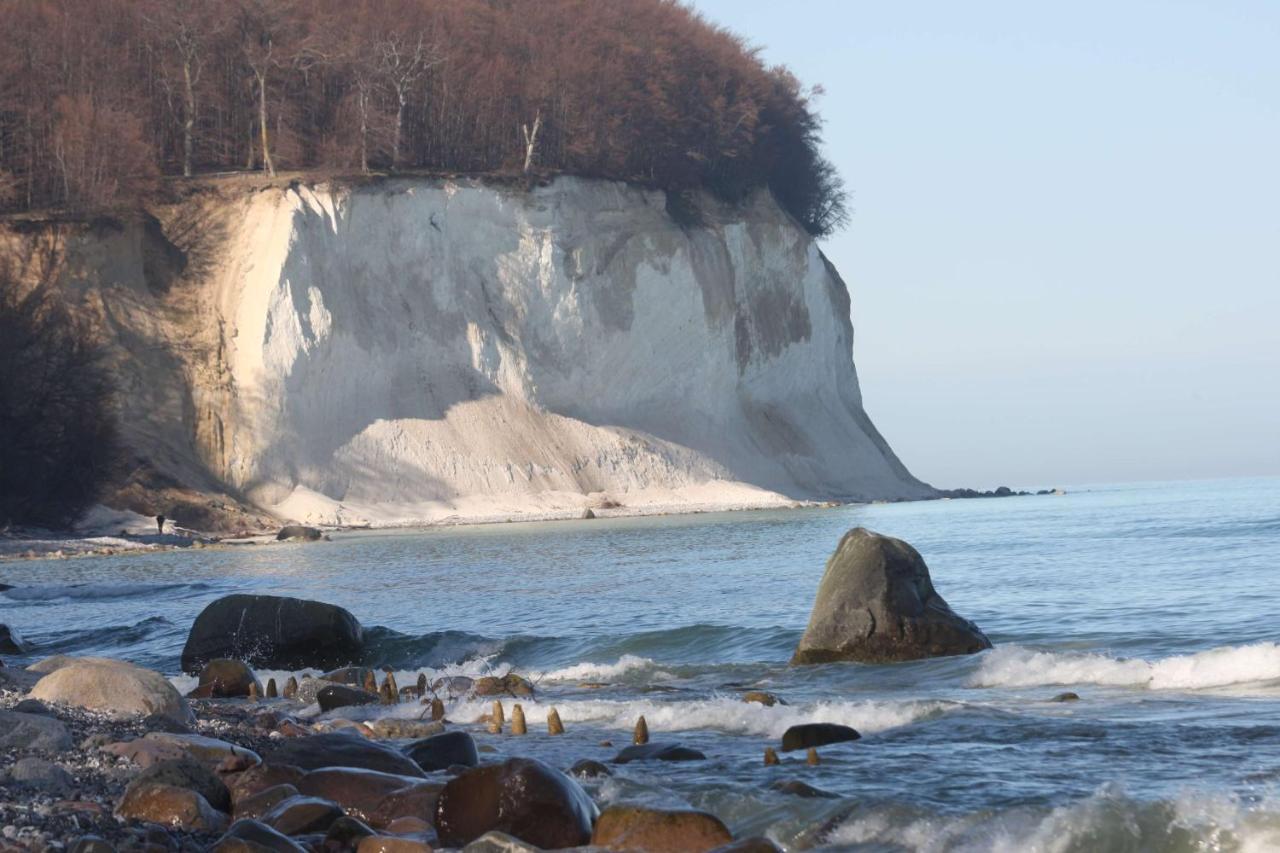 Strandhaus Buskam Im Moenchgut Auf Ruegen Lobbe Dış mekan fotoğraf