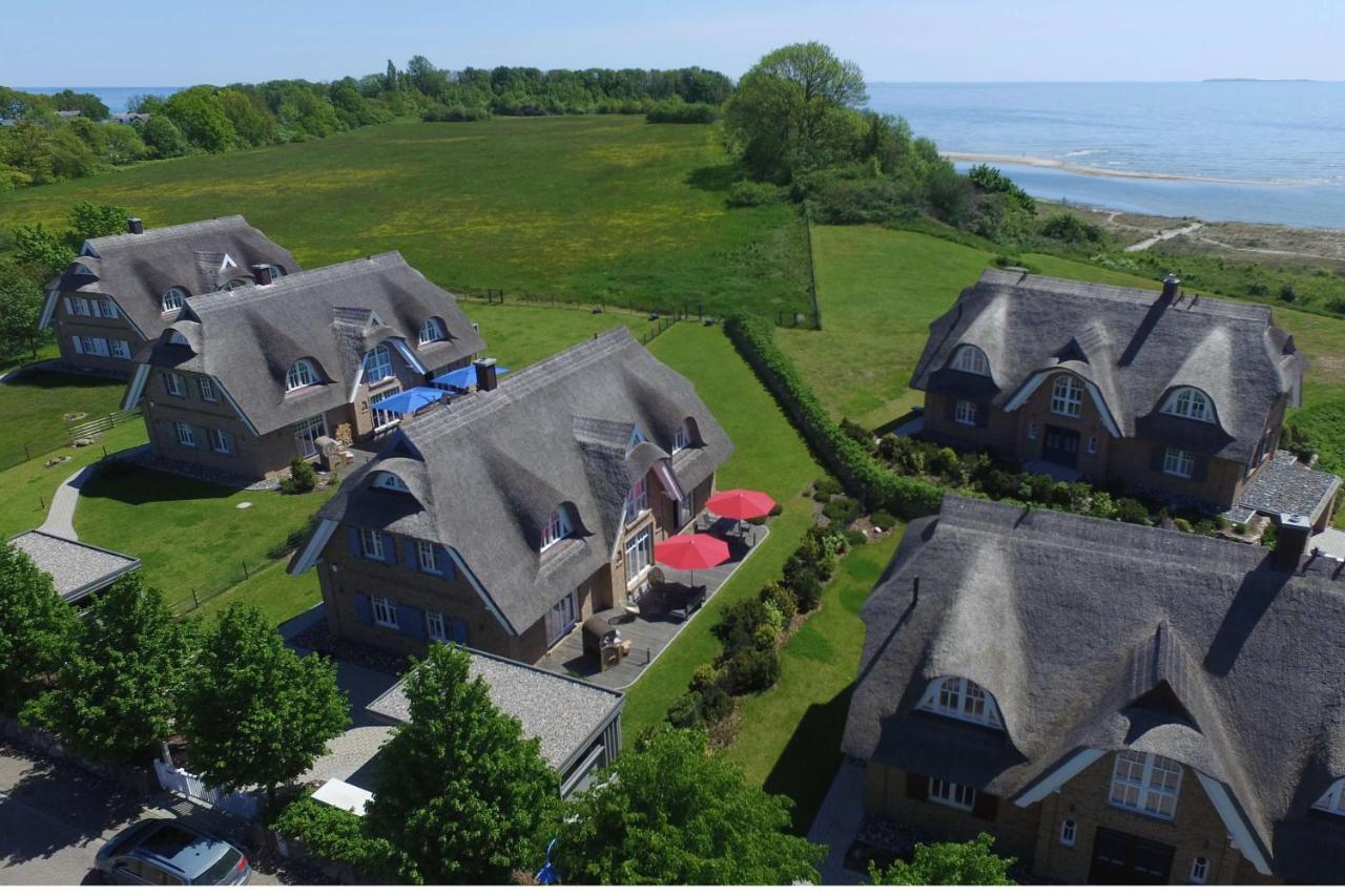 Strandhaus Buskam Im Moenchgut Auf Ruegen Lobbe Dış mekan fotoğraf